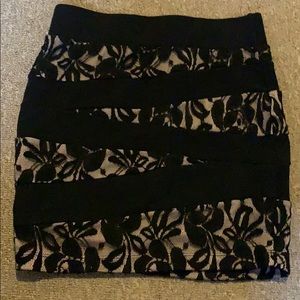 Black/Tan Lace Pencil Skirt
